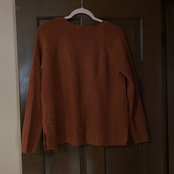Ladies sweater - Picture 2 of 4